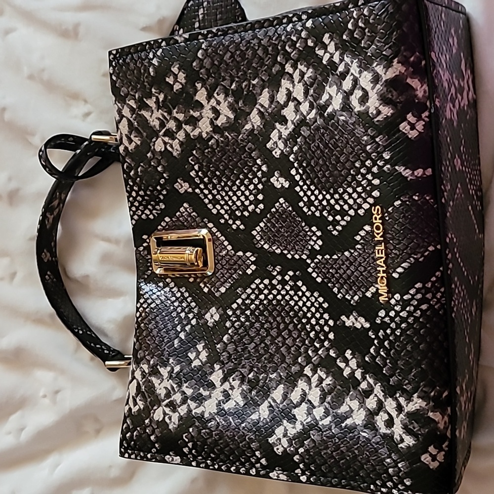 Mk crossbody